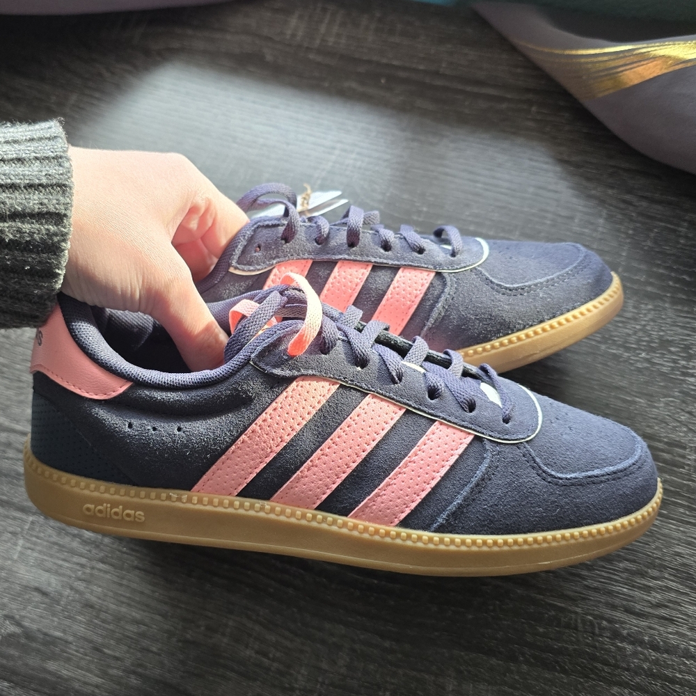 Women's Adidas Breaknet Sleek Shoes